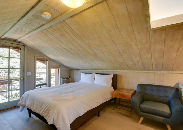 Ferienhaus Stone Manor | Hot Tub Red Rock Views | Guest *