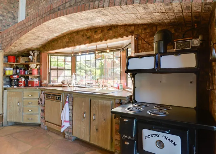 Ferienhaus Stone Manor | Hot Tub Red Rock Views | Guest *
