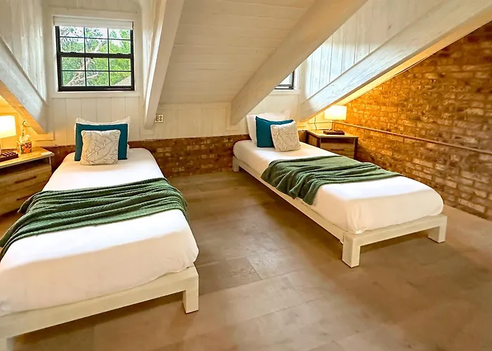 Ferienhaus Stone Manor | Hot Tub Red Rock Views | Guest